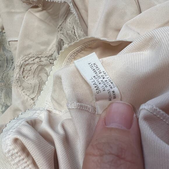 Vintage Shadowline Half Slip Camisole Set Pillow Tab Beige Size 32/S Lace - Picture 10 of 10